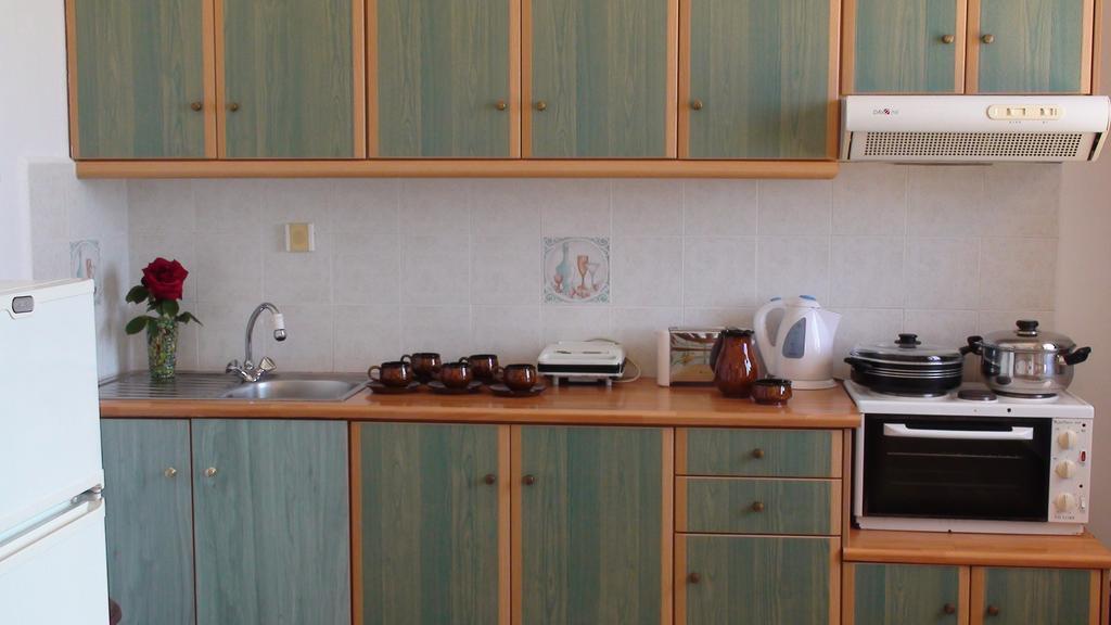 Constantinos Apartments Lassi  Zimmer foto